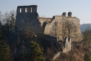 Ruinen Burg Dívčí Kámen und Moldau 02-2014