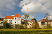 klášter Zlatá Koruna II
