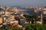 Arno Fluss und Ponte Vecchio III