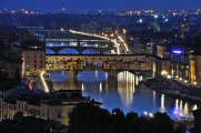 večerní řeka Arno a Ponte Vecchio V