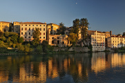 Bassano del Grappa über Fluss Brenta I