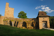 hrad Velhartice - vstupní brána I