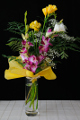 vázaná kytice frézií s orchideí I