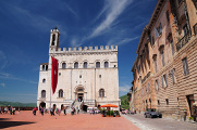 Gubbio - Piazza Grande - Palazzo dei Consoli