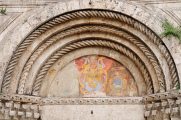 Ascoli Piceno - hlavní portál kostela San Francesco