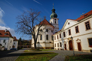 Břevnovský klášter I